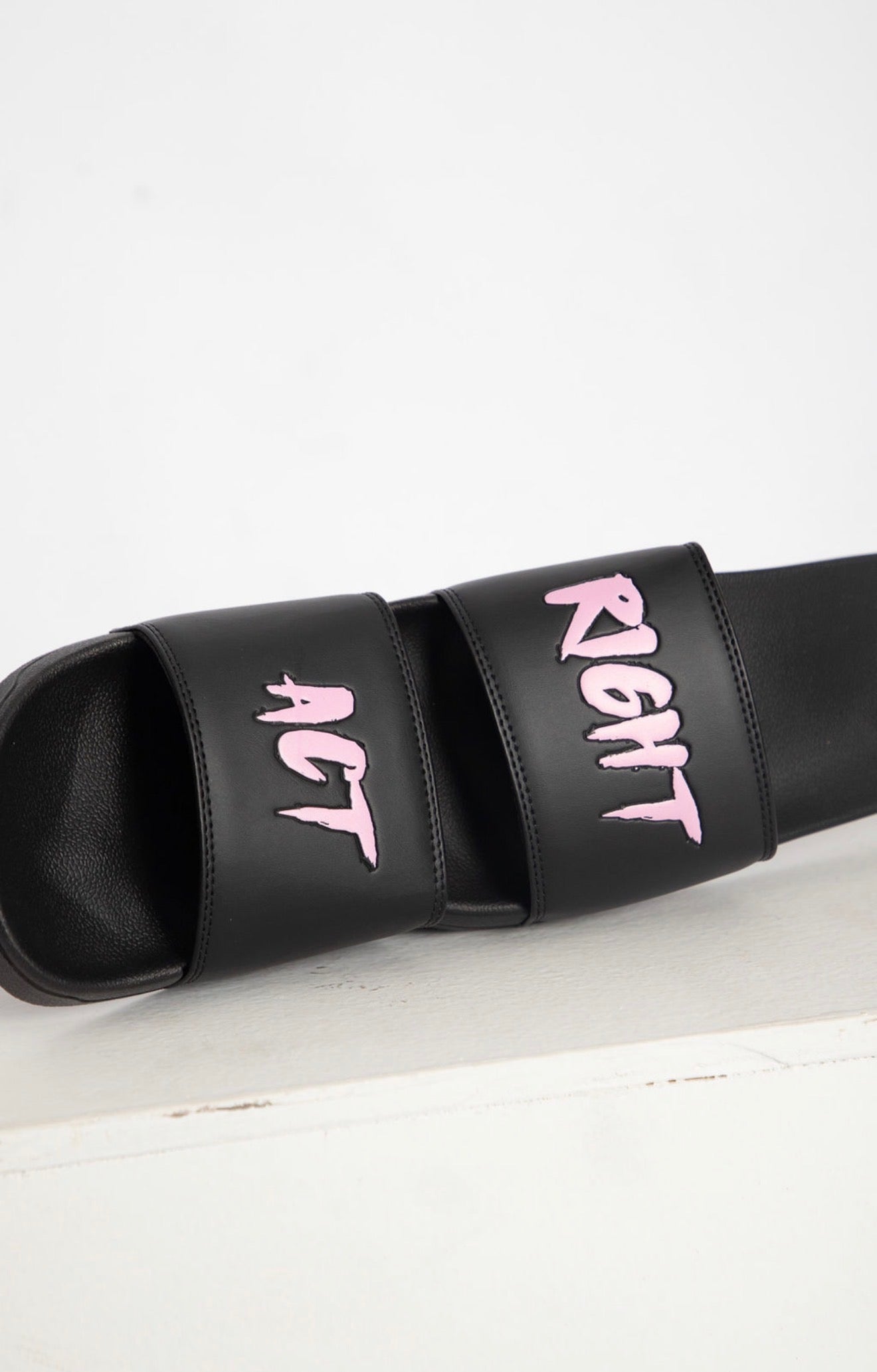 The Act Right -Black & Pink