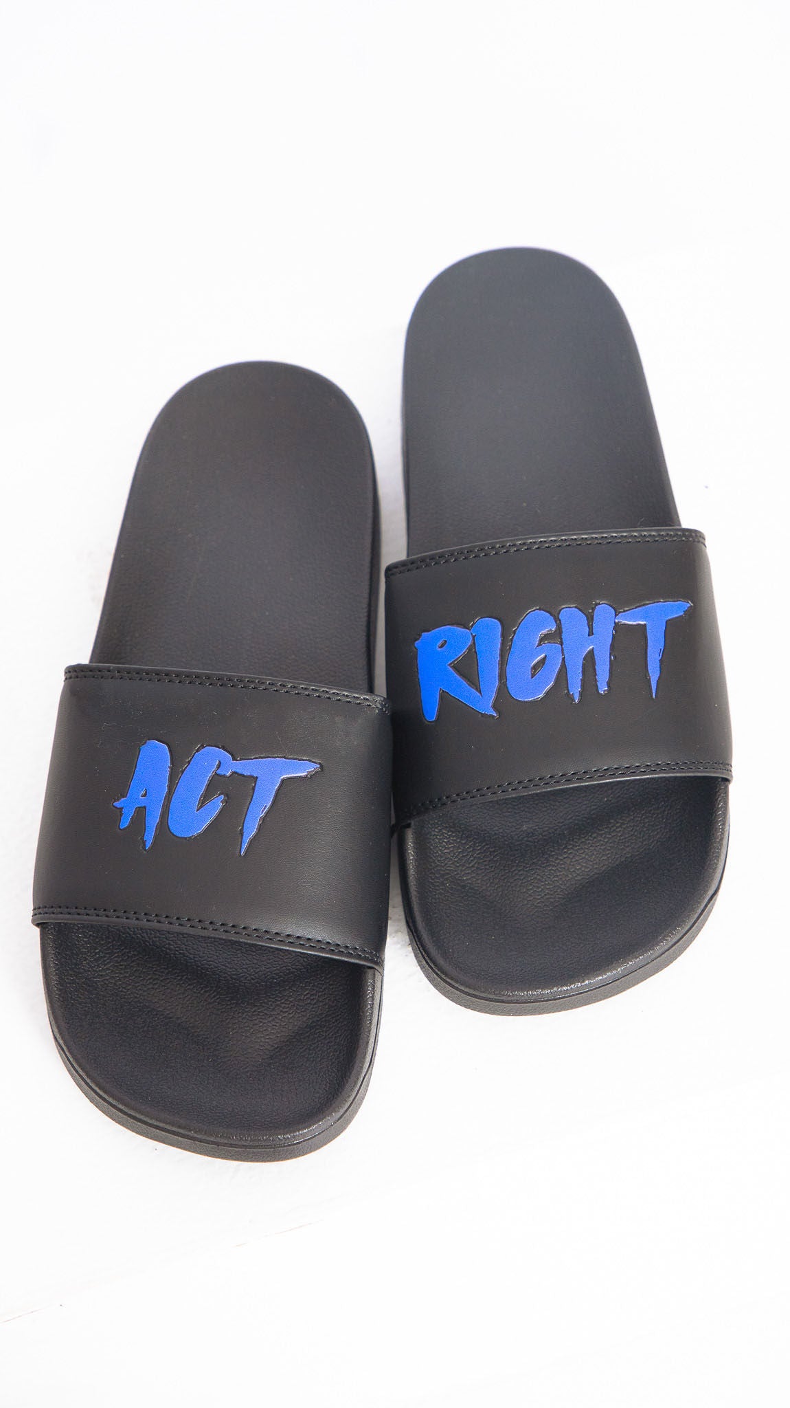The Act Right- Black & Blue